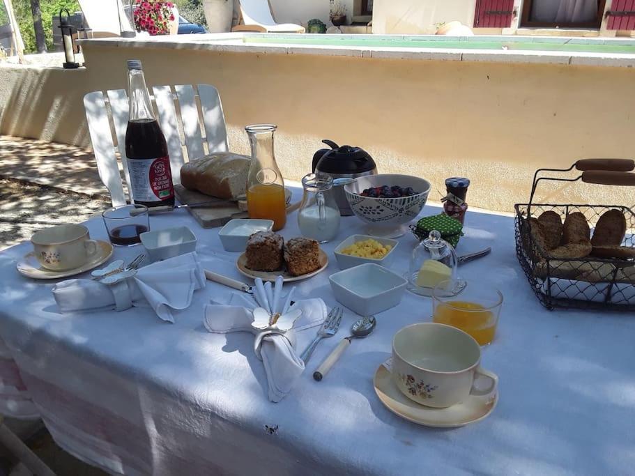 La Suite De Garlone Aujargues Luaran gambar